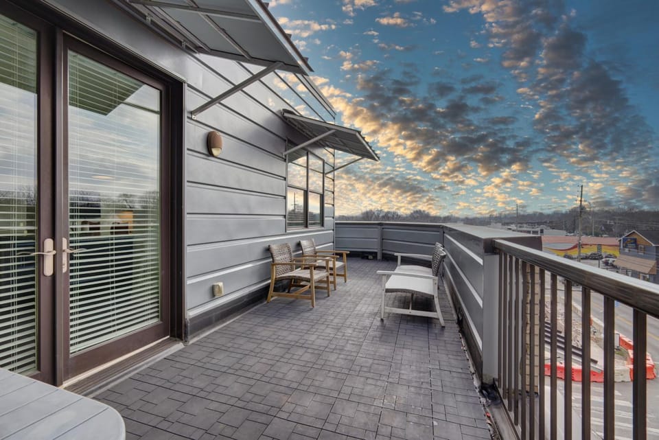 Heart of 12 South, Near downtown, Park FREE - #3 Apartment hotel in Nashville