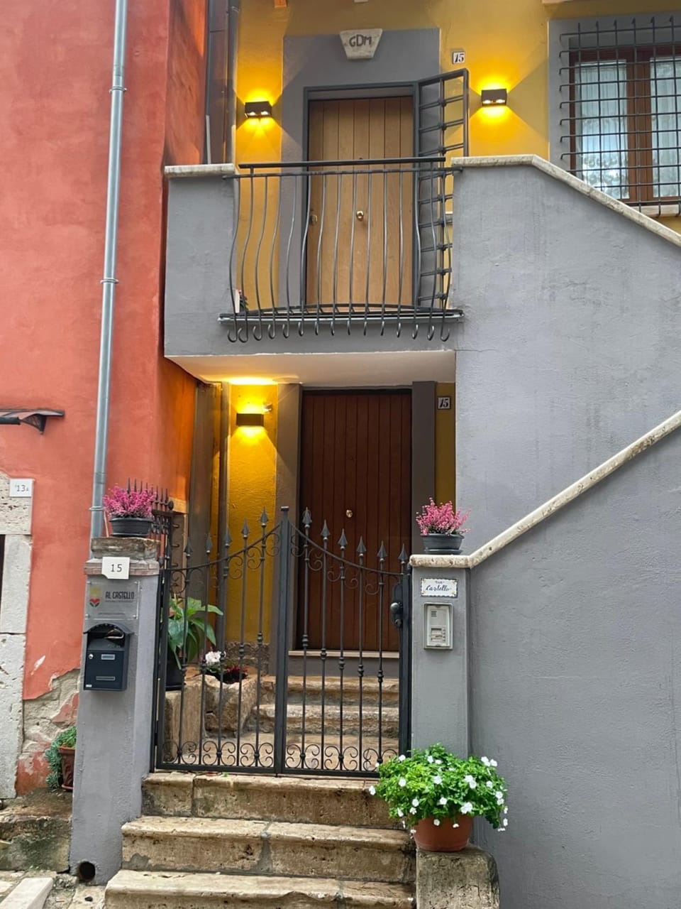 Property building, Facade/entrance