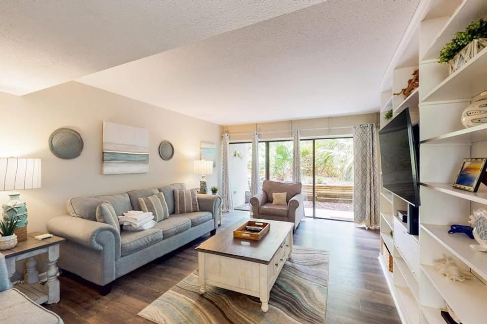 Treetops 5503 House in South Forest Beach