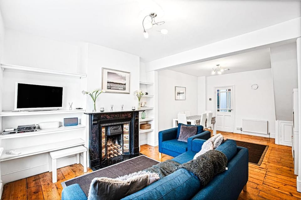 Bakersfield Retreat House in Henley-on-Thames