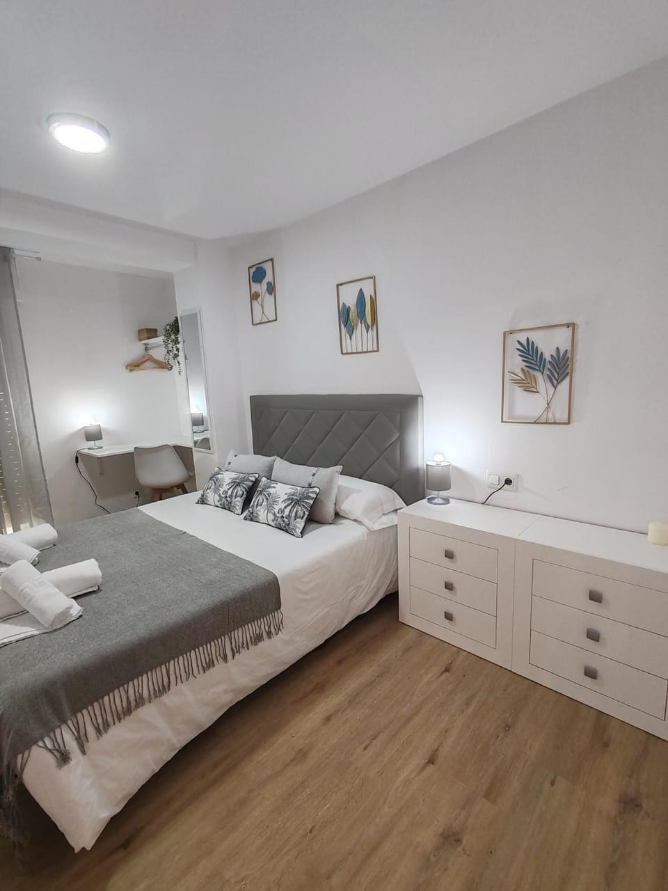 Night Day Apartment in Galicia