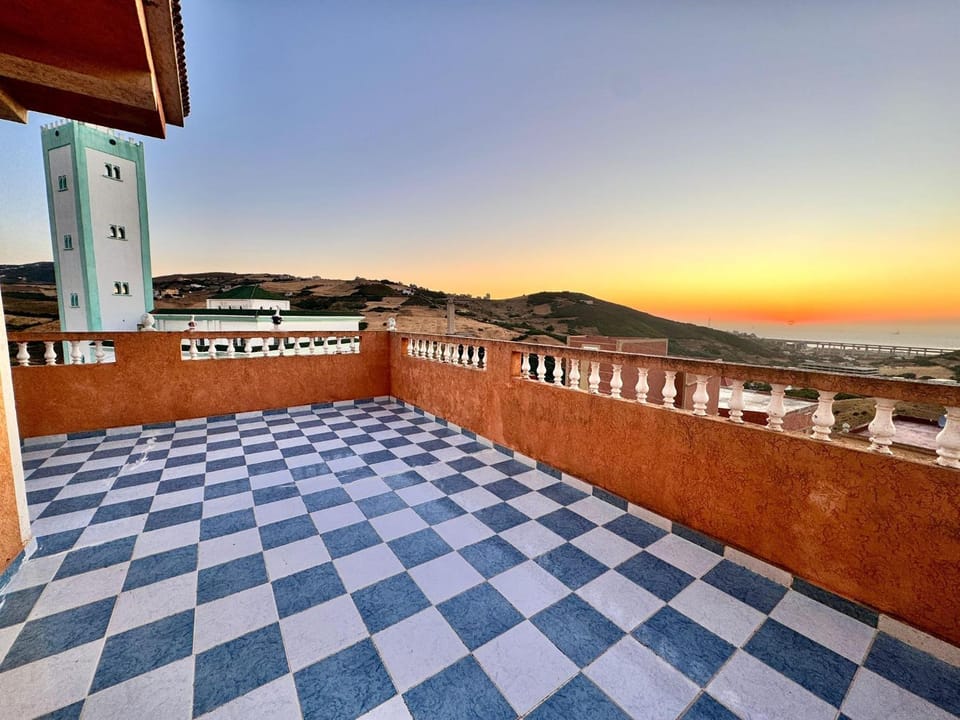 Chalet, para disfrutar de un amanecer, paz y tranquilidad en familia House in Tangier-Tétouan-Al Hoceima