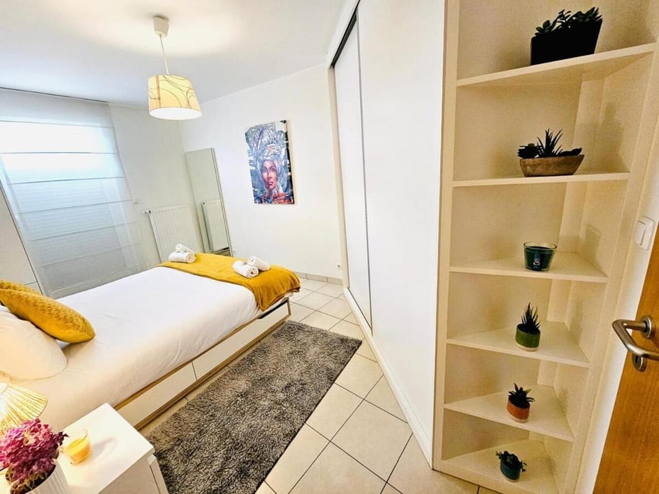 City Escape - Cozy 1BR Flat with terrace&parking Apartment in Luxembourg