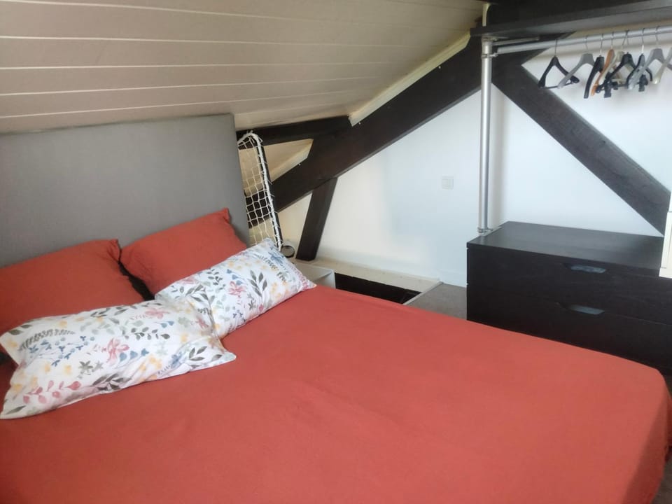 Gîte des hirondelles Apartment in Riom
