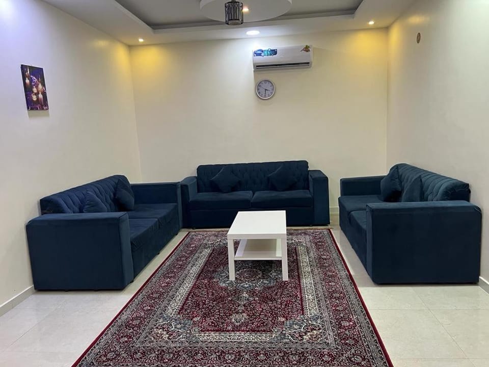 برج الشارقة للشقق المخدومة Apartment hotel in Saudi Arabia