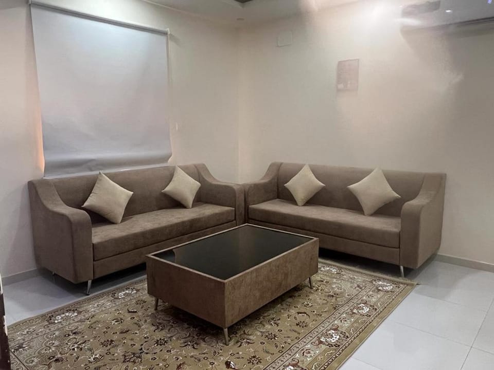 برج الشارقة للشقق المخدومة Apartment hotel in Saudi Arabia