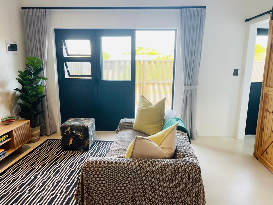 Lazy Seal Self-Catering Apartment in Eastern Cape