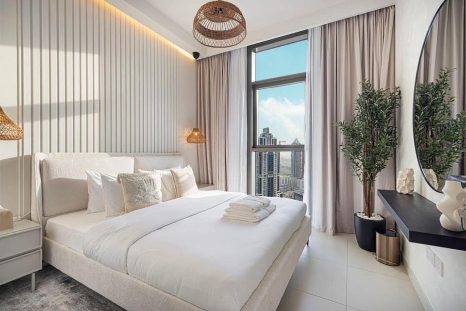 Mahogany 15 - 1BR 4 Guests - Walk to Burj Khalifa Apartment in Dubai