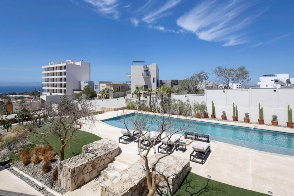 New and Elegant 4Bedroom House Steps from the Beach House in Baja California Sur