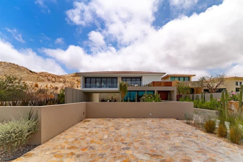 Cozy Lux Villa with Pool and Jacuzzi, near Golf Course Villa in San Jose del Cabo