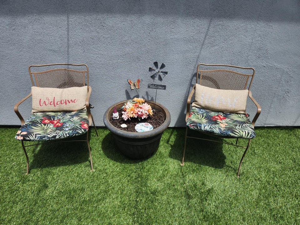 Seating area