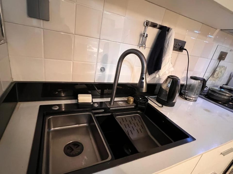 Kitchen or kitchenette, Communal kitchen, stove, kitchen, kitchen