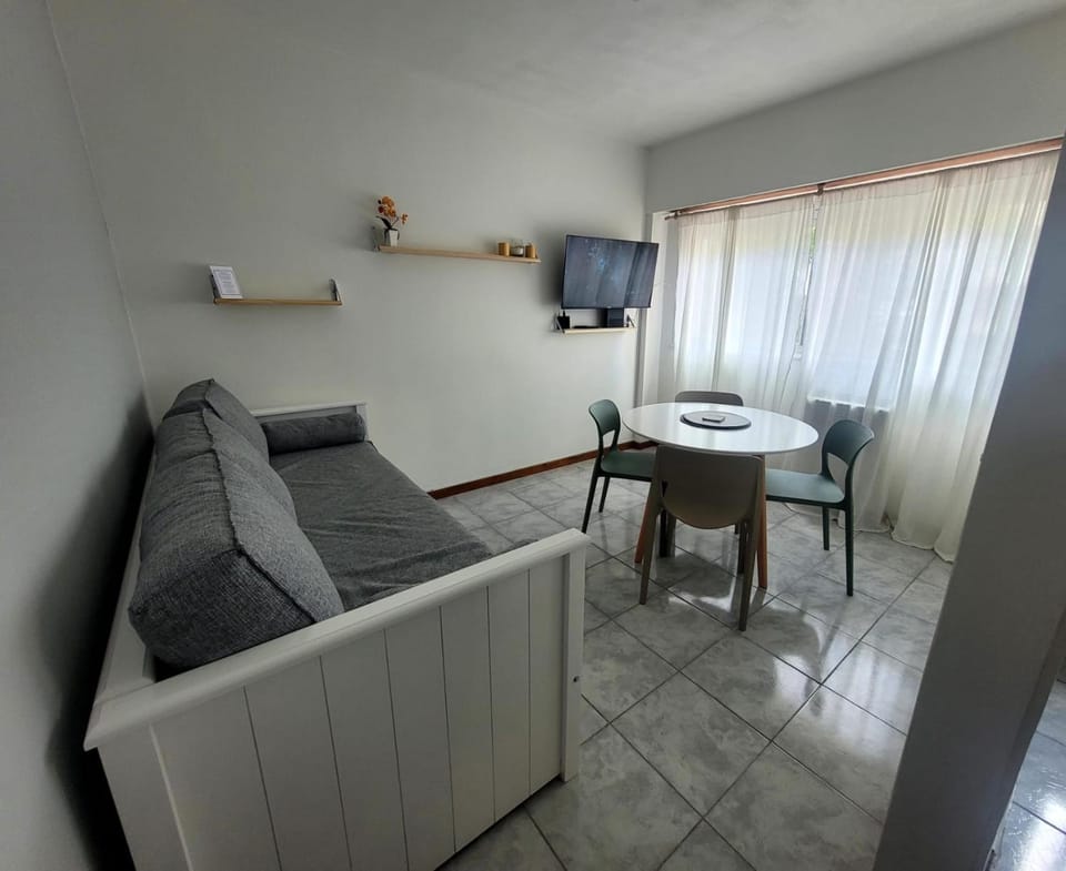 Check and Home - Olavarria - 4 Huéspedes Moderno en Zona Güemes Apartment in Mar del Plata