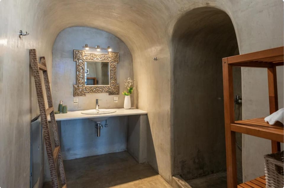 Anemos Caldera Oia Apartment in Oia