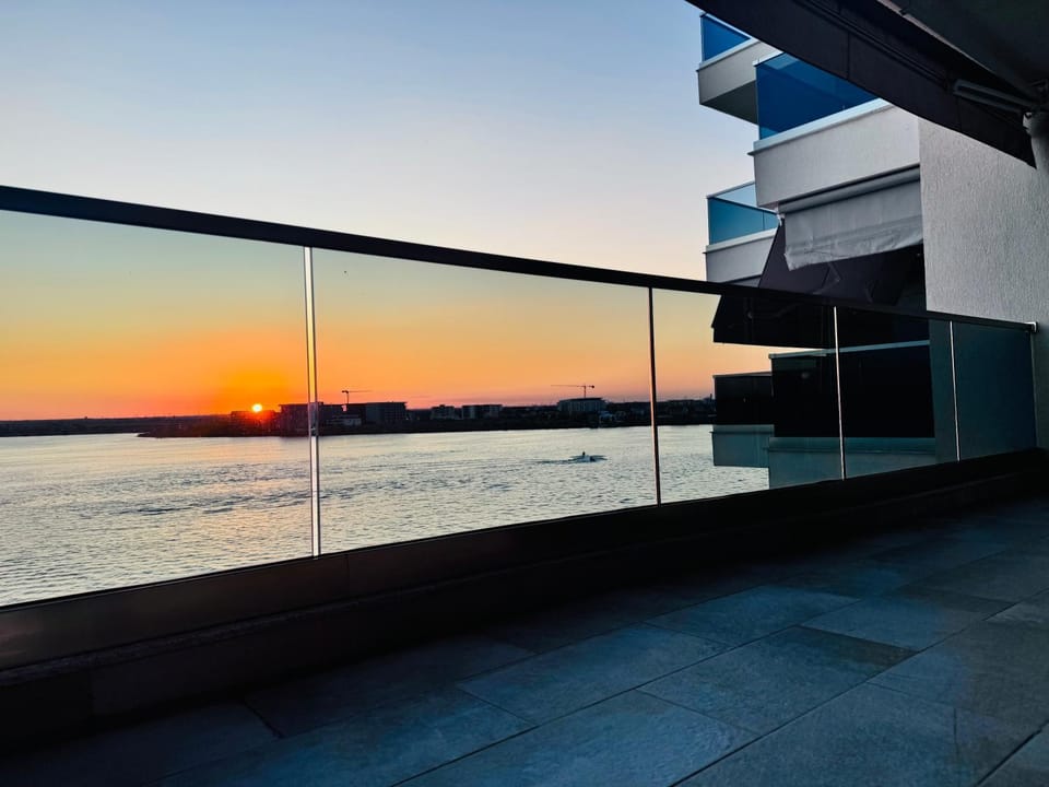View (from property/room), Balcony/Terrace, Sunset