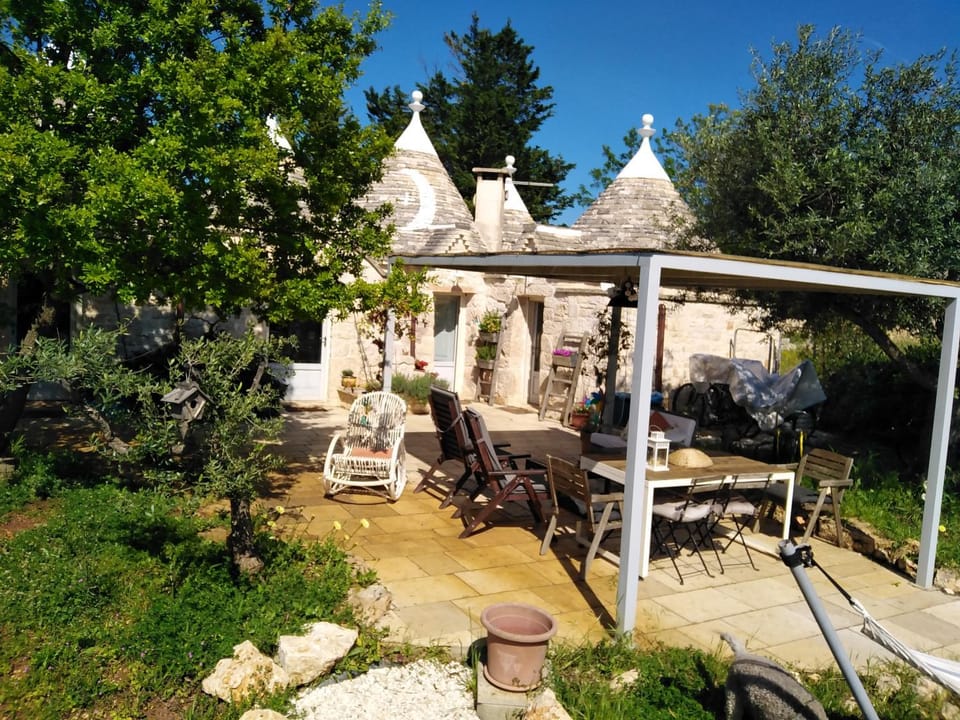 Trulli Spinosa Country House in Province of Taranto