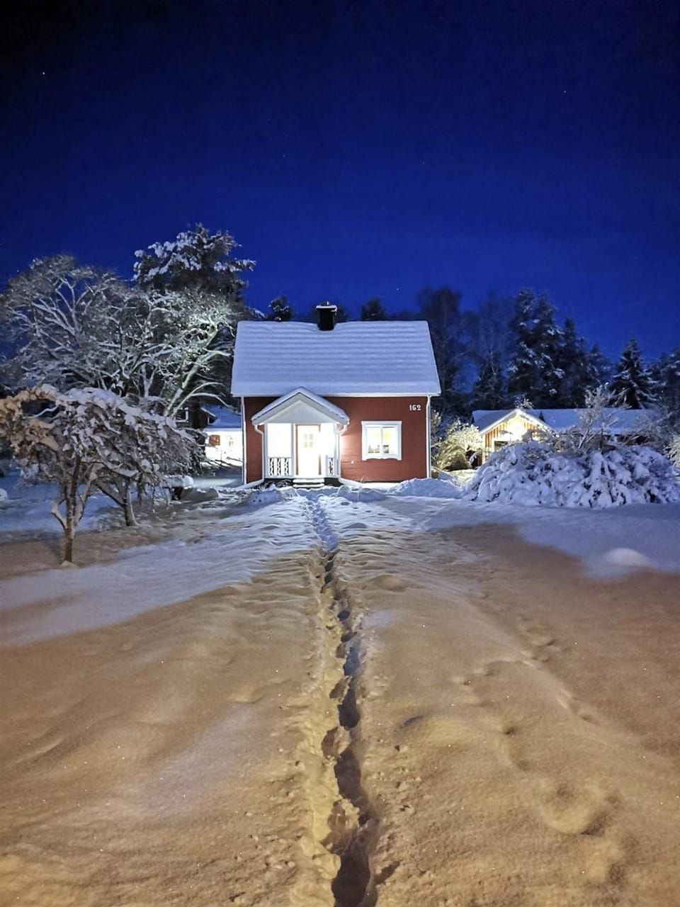 Property building, Natural landscape, Winter