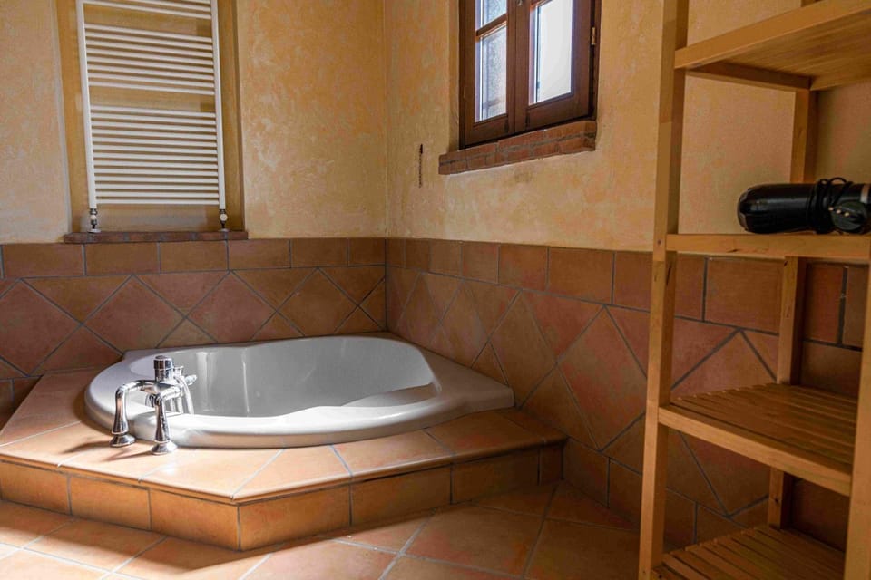 Bathroom, Bath
