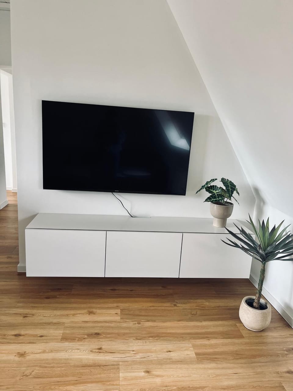 Communal lounge/ TV room, TV and multimedia, Evening entertainment