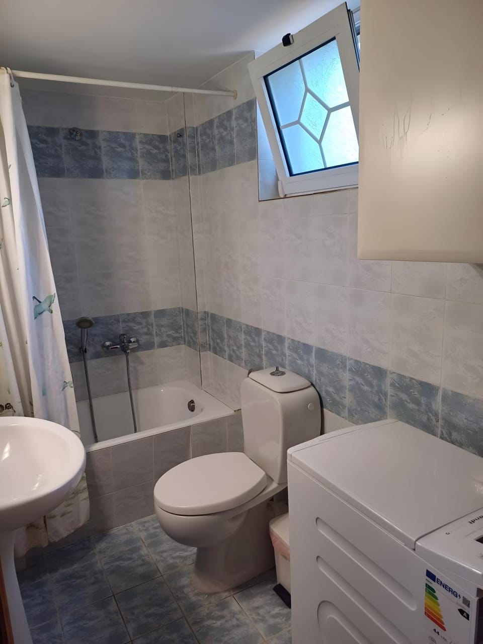 Bathroom, Living room
