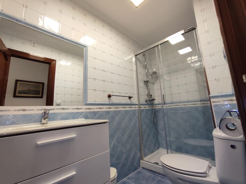 Clef ZE 2 bed apt in Málaga 190 m to the sandy beach Apartment in Malaga