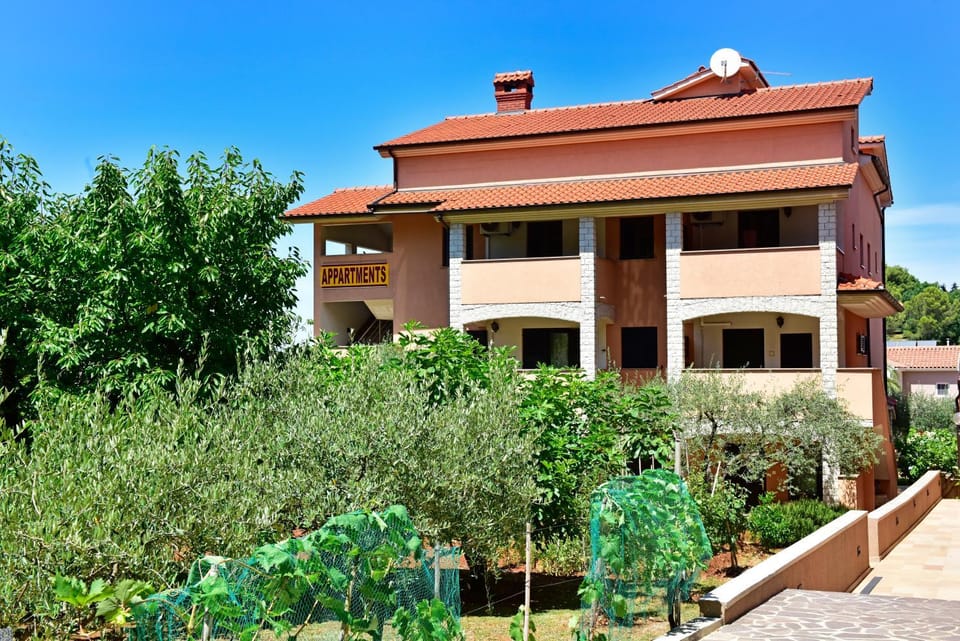 Calmaria Studio Apartments Apartment in Poreč