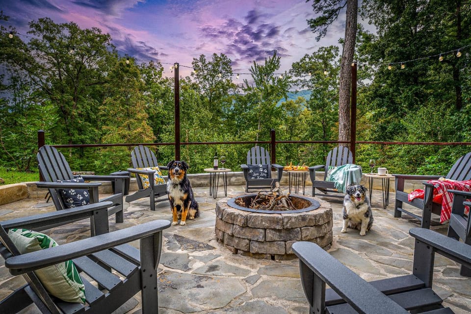 Natural landscape, Garden, Seating area, Evening entertainment, Pets, Garden view, fireplace, pet friendly, pet friendly