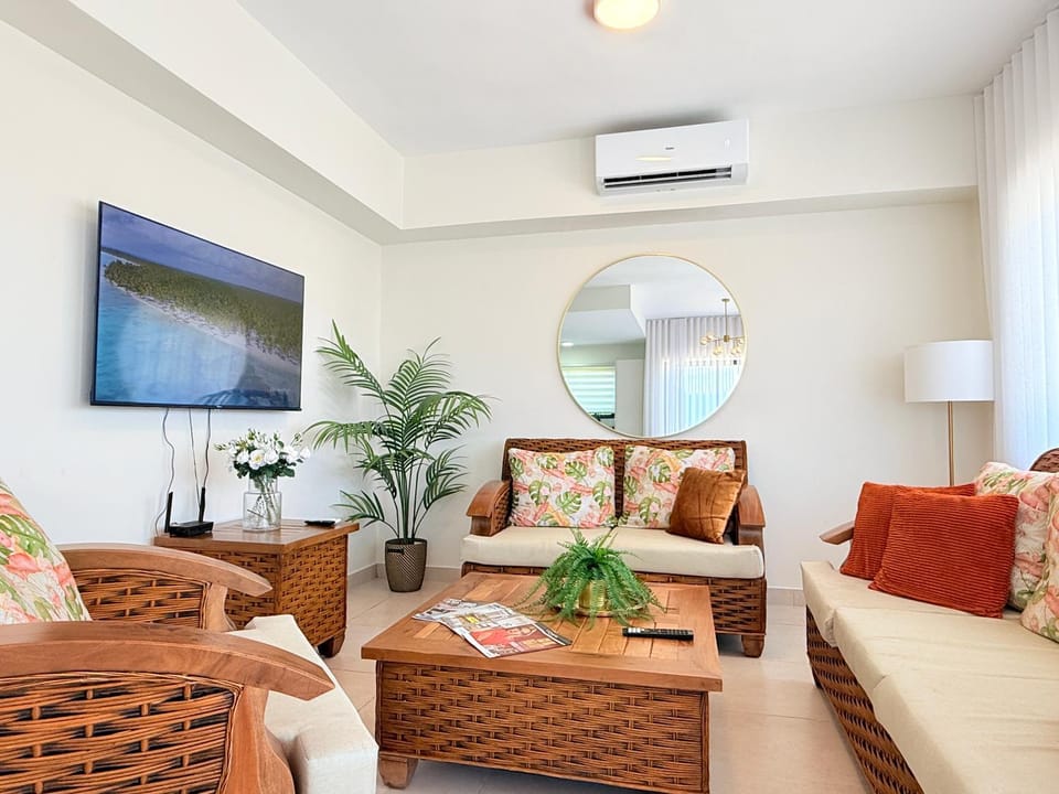 Living room, Decorative detail
