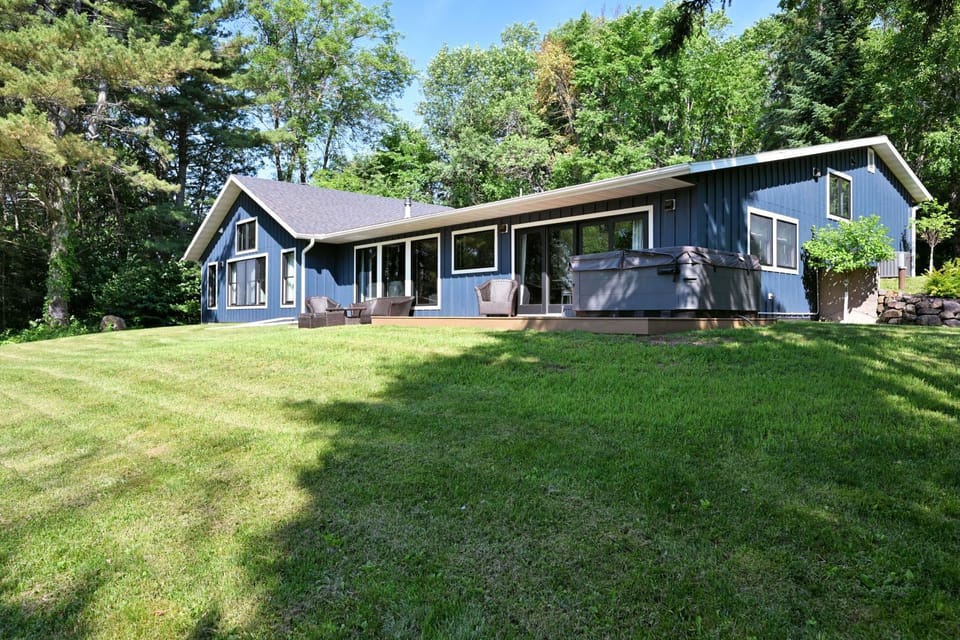 Namakagon Lakehouse on Sugar Bay House in Wisconsin