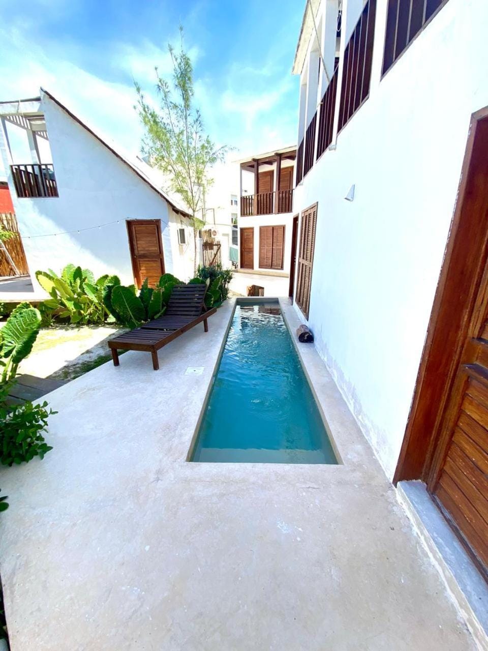 Pool view, Swimming pool
