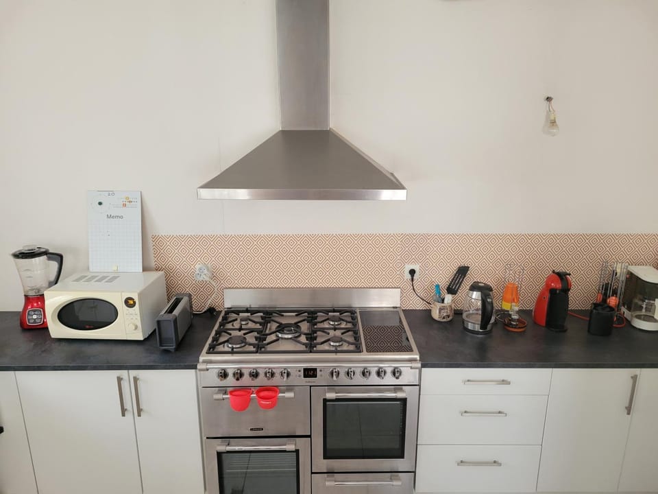 Coffee/tea facilities, Kitchen or kitchenette, toaster