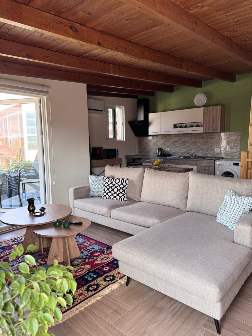 Property building, Dining area, Dinner