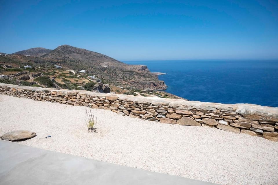 Nearby landmark, Day, Mountain view, Sea view
