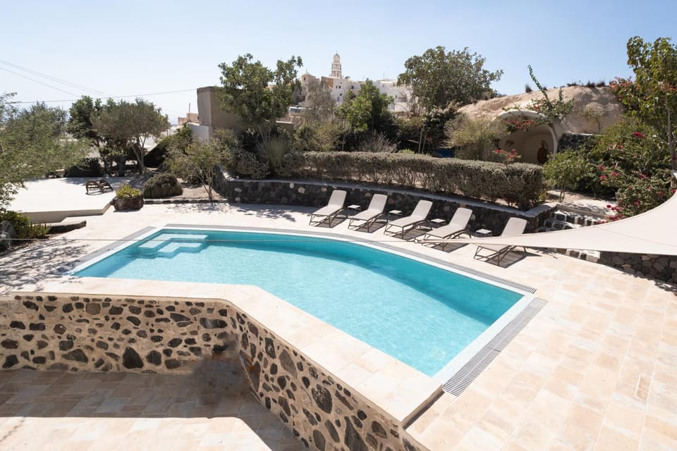 Mantilida Villas with pool Villa in Santorini