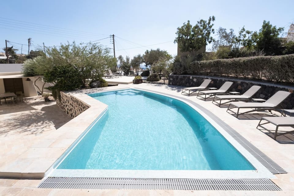 Mantilida Villas with pool Villa in Santorini