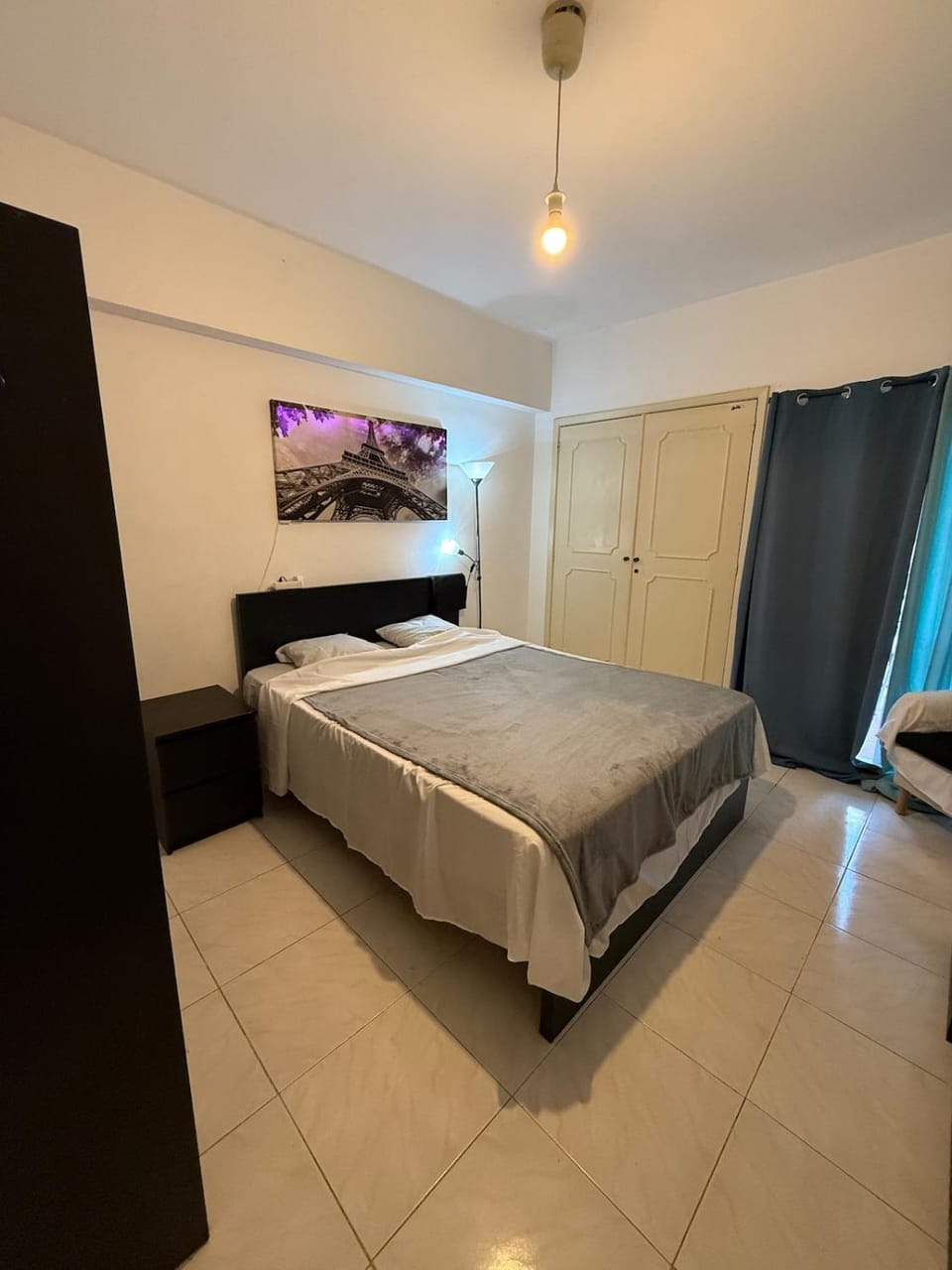 Quarto de casal Bed and Breakfast in Costa da Caparica