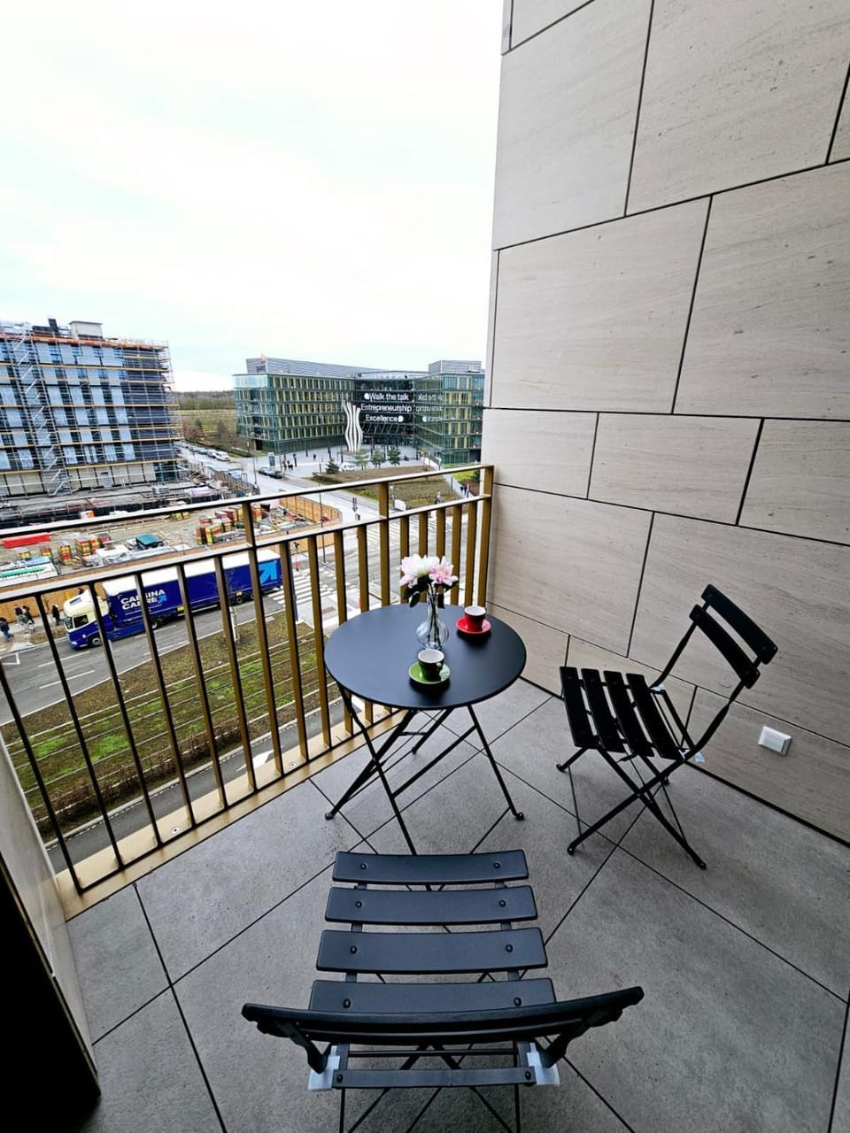 Cozy Apartment with Parking and Outdoor Space Apartment in Luxembourg