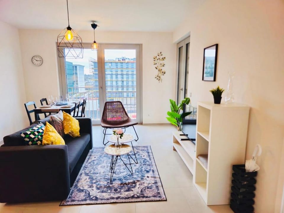 Cozy Apartment with Parking and Outdoor Space Apartment in Luxembourg