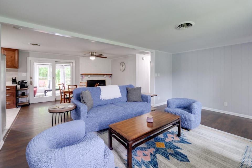 Fish, Relax & Enjoy Lake Views: Colonial Beach Gem House in Maryland