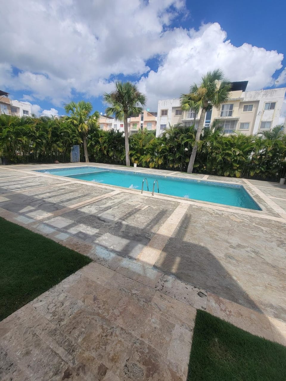 Palma Real Apt Near Cibao Airport & Pool Apartment in Santiago de los Caballeros