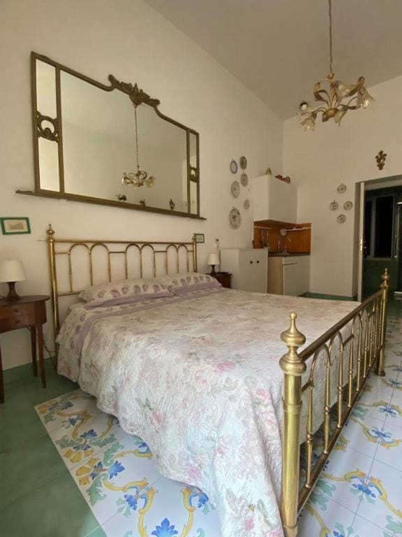 Bed, Kitchen or kitchenette, Photo of the whole room, Bedroom, kitchen