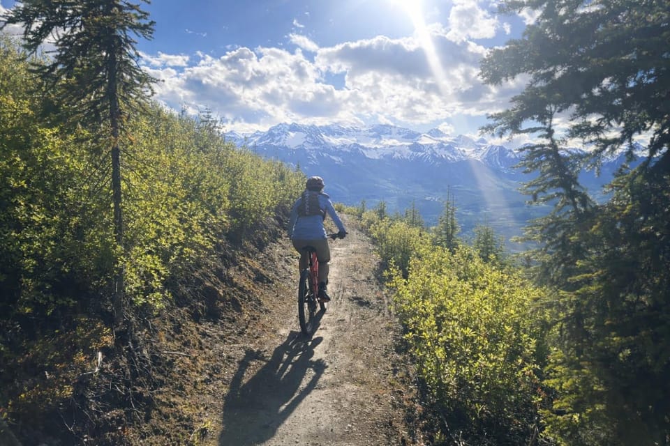 Cycling, Mountain view