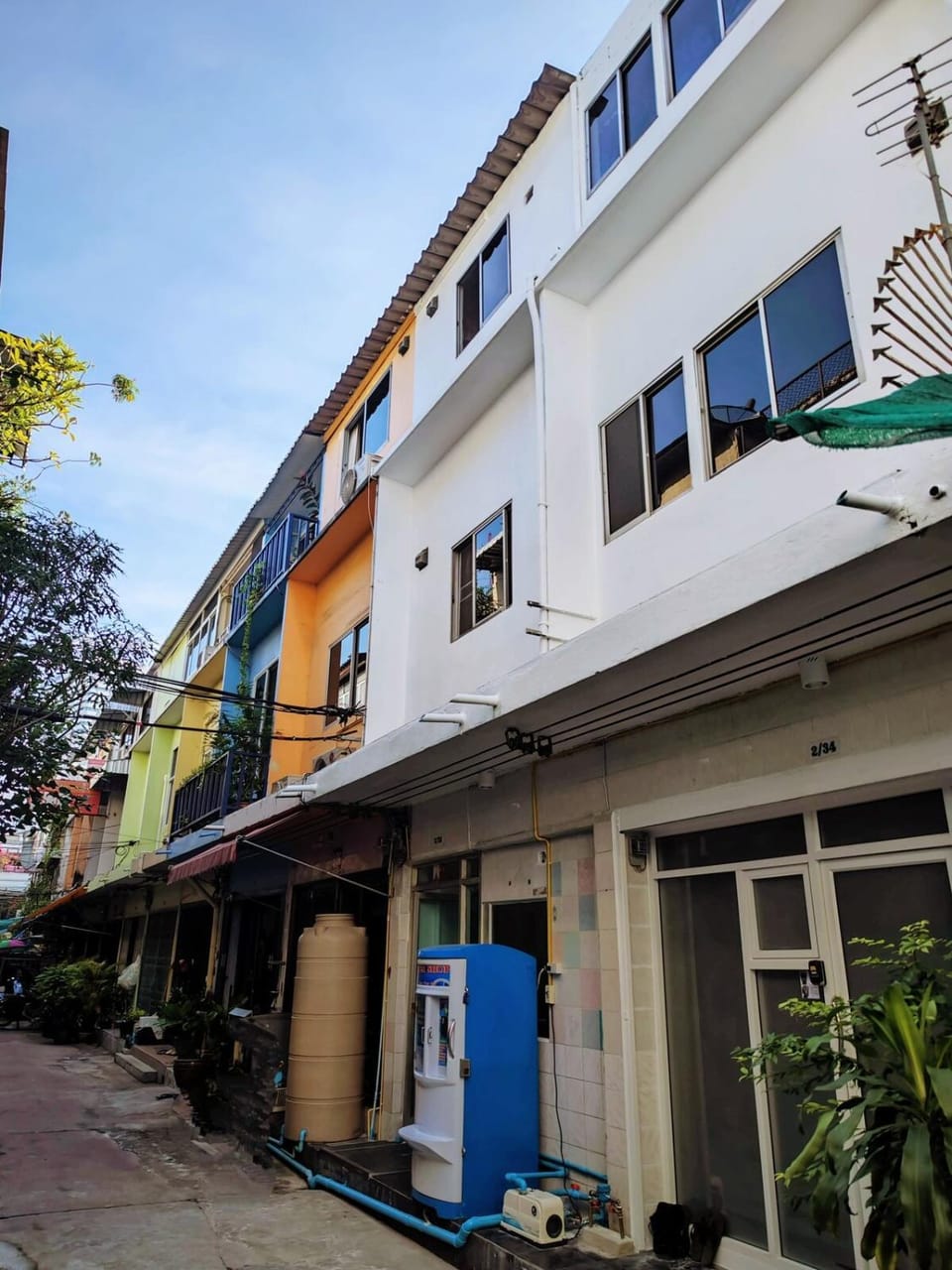 Tropical Apartments 1 No Stairs easy peasy Apartment in Bangkok
