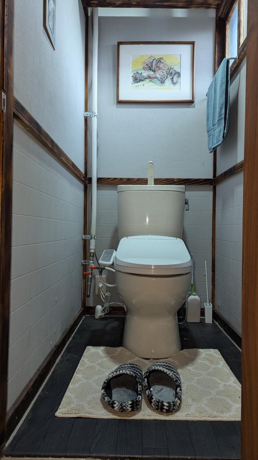 Toilet, Bathroom