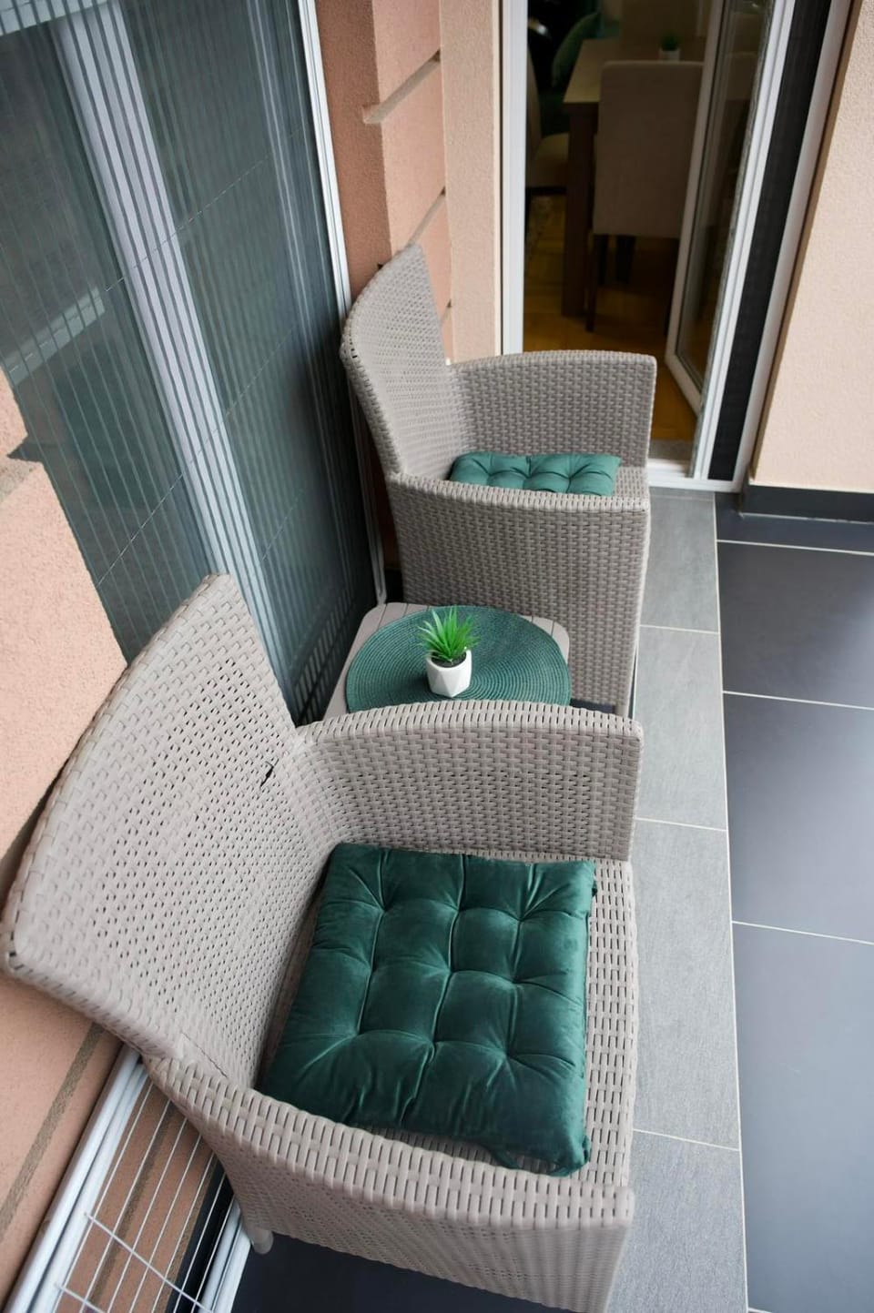 Apartman Stefan Vrnjacka Banja-centar,besplatan parking,wi-fi Apartment in Serbia