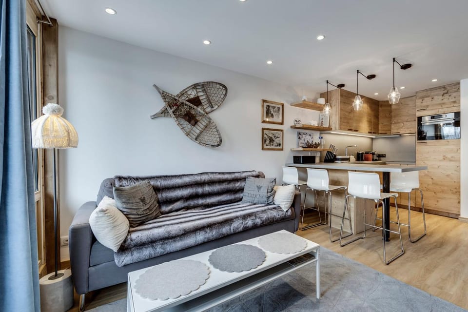 Val219 Cozy Ski-In Ski-Out with Mountain Views Apartment in Val dIsere