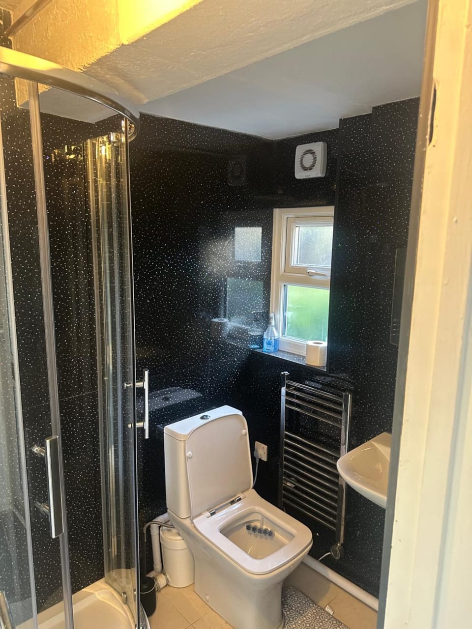 Comfortable Stay With Garden View Near Long Riding Bed and Breakfast in Basildon
