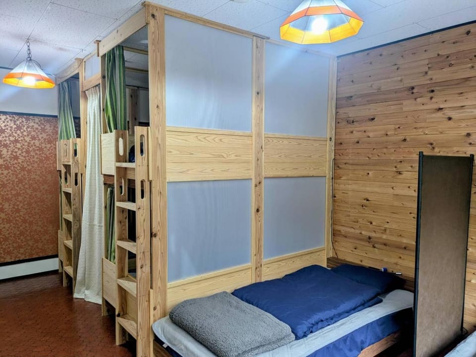 Men only B&B KegonFalls Bed and Breakfast in Japan