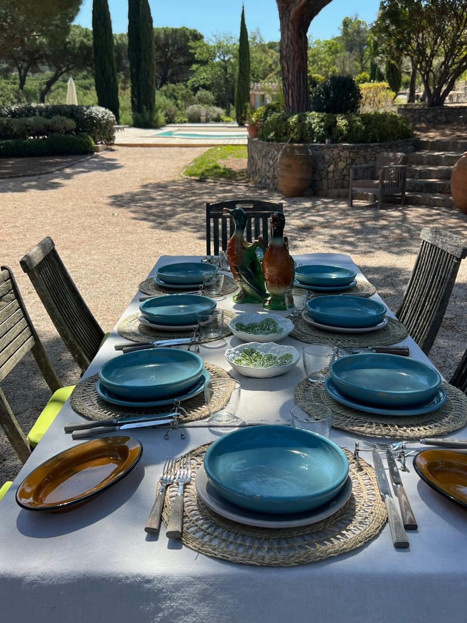 Garden, Dining area