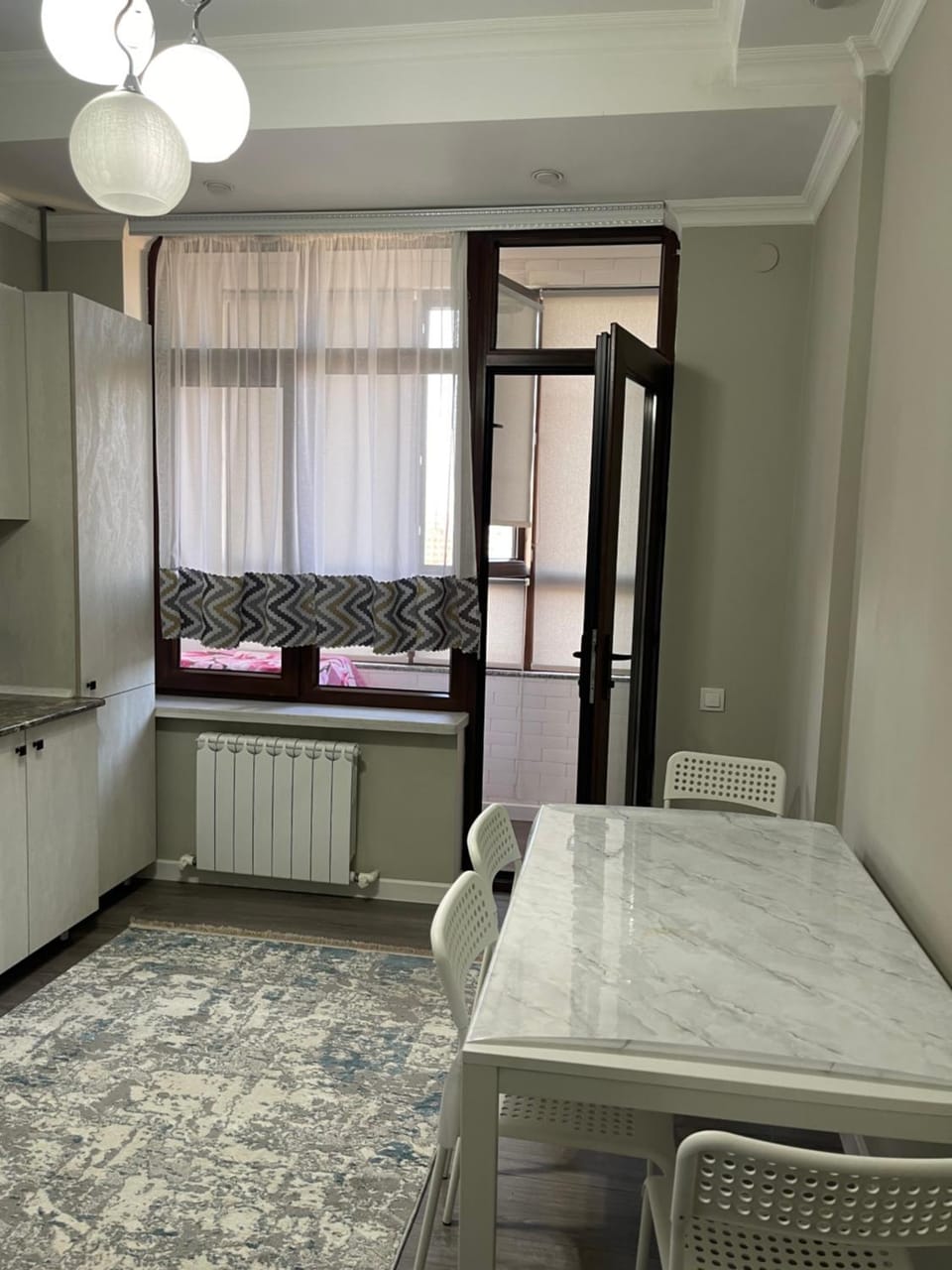 Kitchen or kitchenette, Living room, Dining area